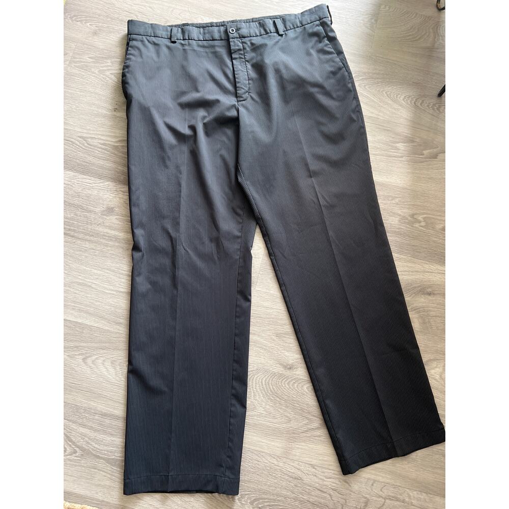 Nike Dri Fit men’s pinstripe golf pants size 40x32